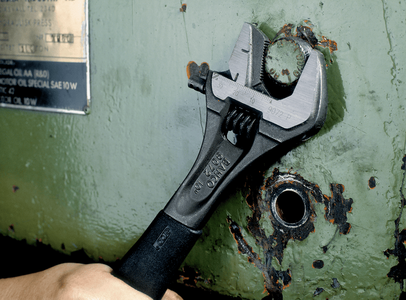 Llave Ajustable Doble Función Fosfatada Ergo 6"