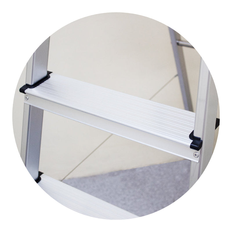 ESCALERA ALUMINIO TIJERA 3 PELDAÑOS MAGNA